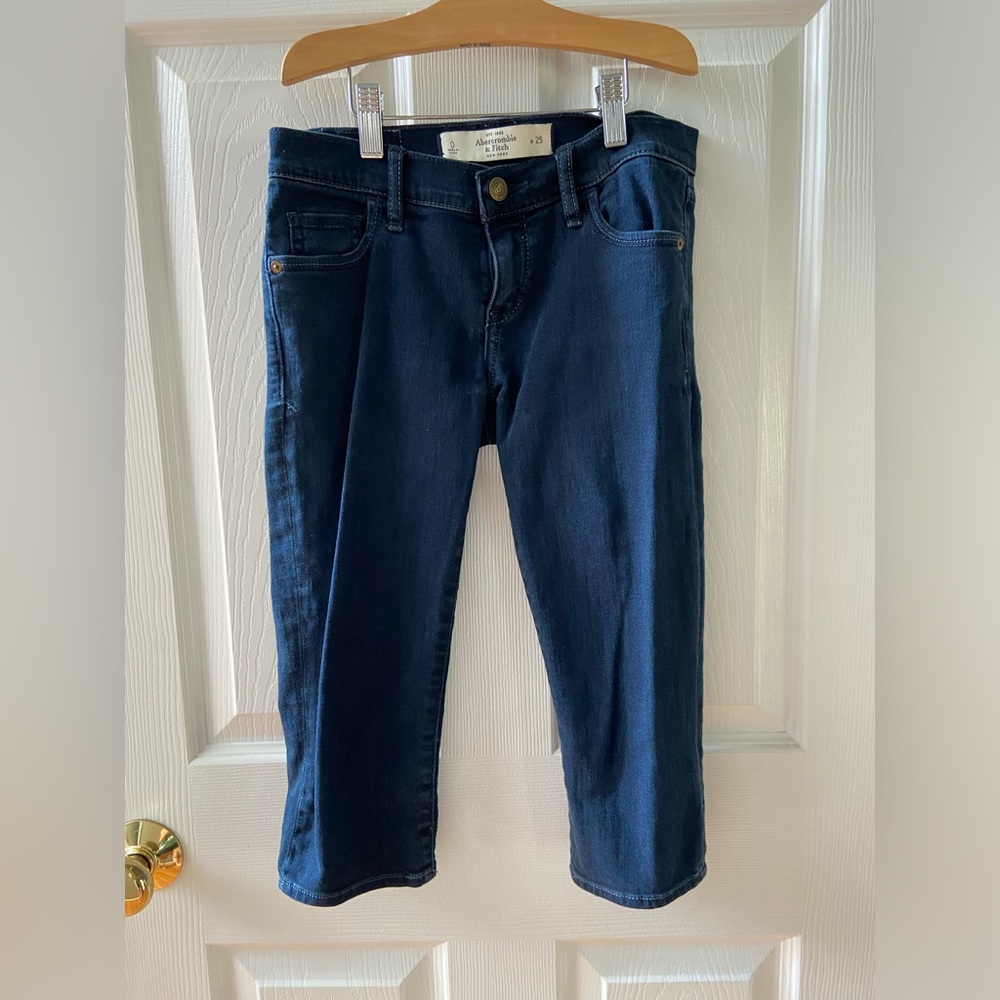 Capri pants